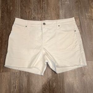 Tommy Bahama Women’s Ella Twill 4-Inch High-Rise Utility Shorts Size 12 White